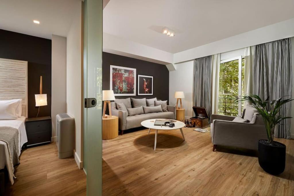 אתונה Viola Comfort Suite מראה חיצוני תמונה